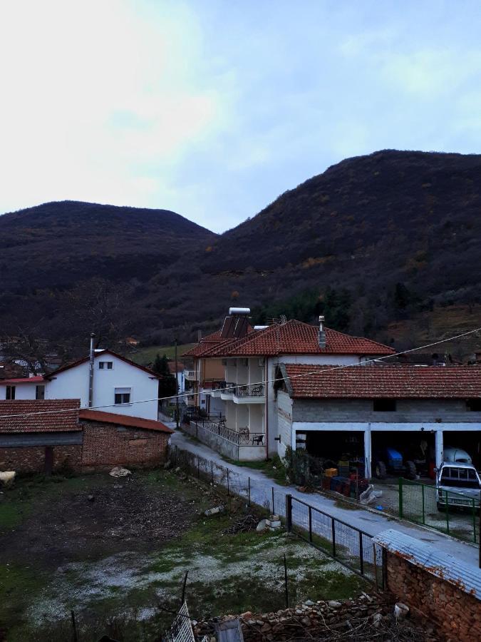 Alexandros Guesthouse Órma 外观 照片